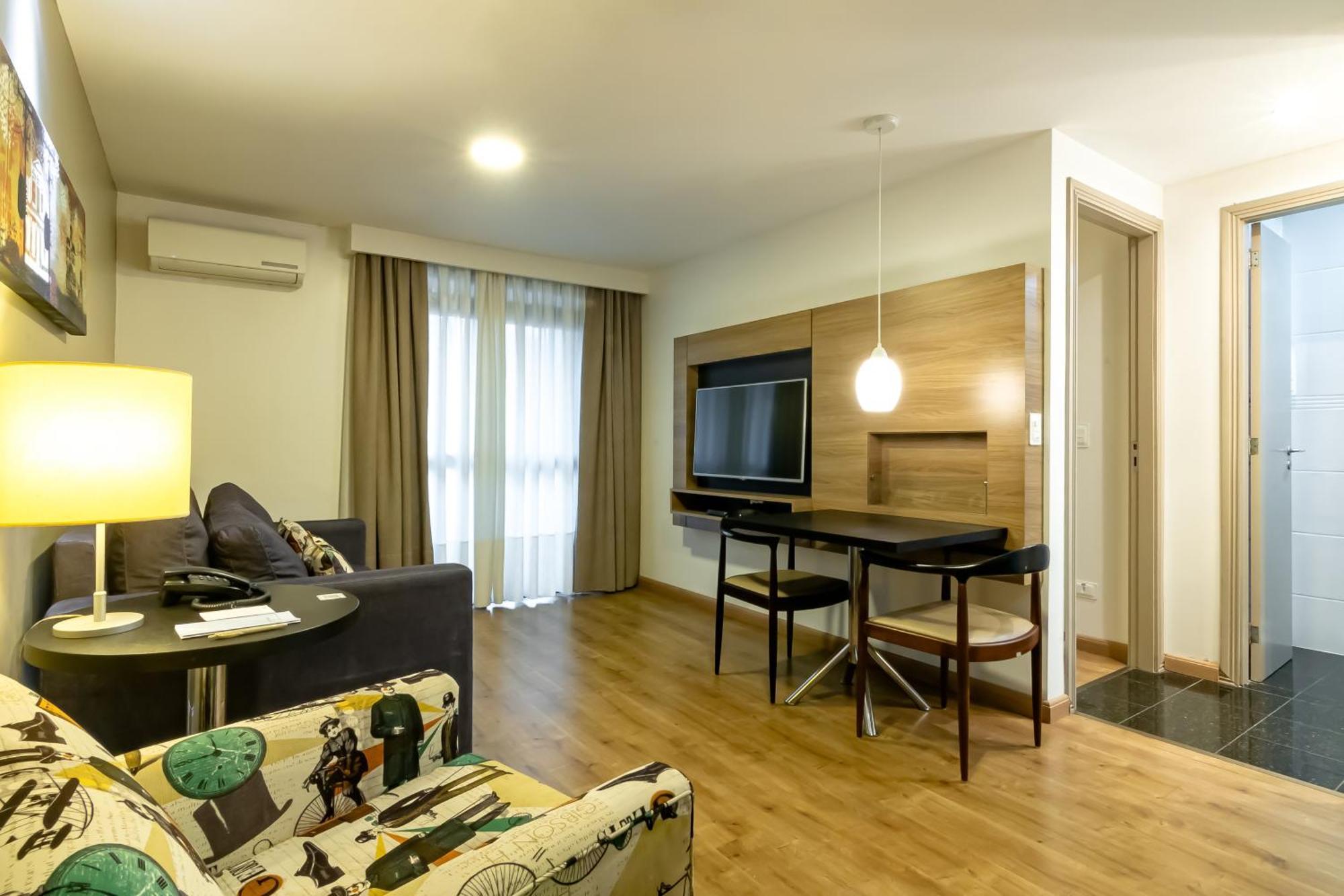 Mercure Curitiba 7 De Setembro Bagian luar foto