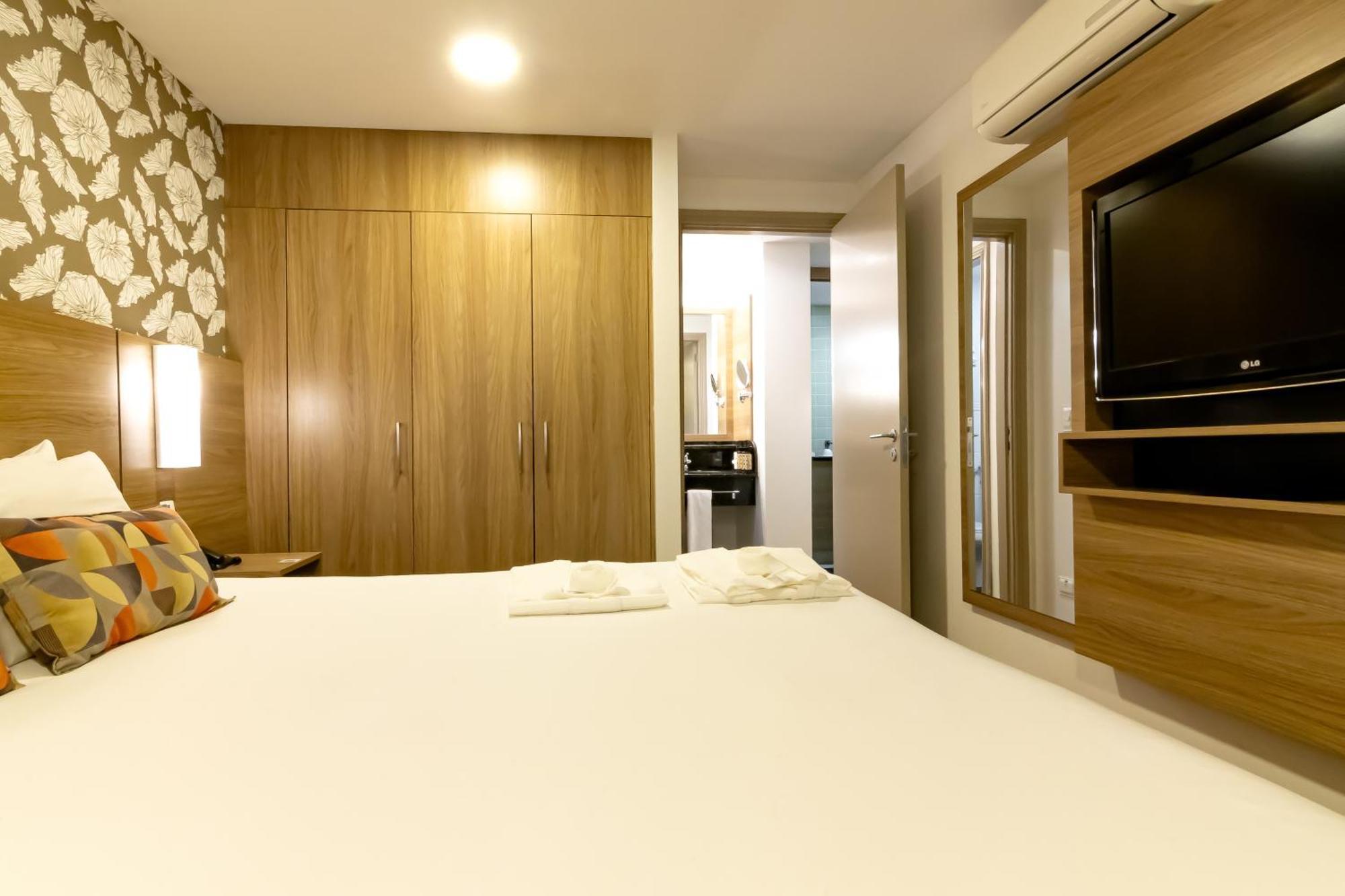 Mercure Curitiba 7 De Setembro Bagian luar foto